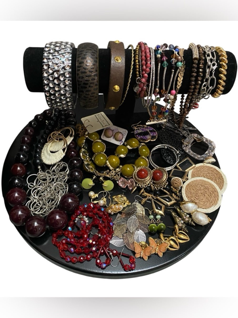 55 Piece mixed jewelry lot(RESERVED) - Picture 4 of 6